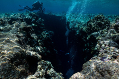 blue_holes1