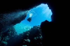 blue_holes3